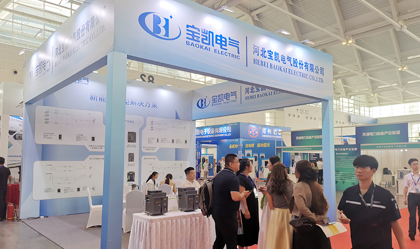 暴击行业天花板！jinnianhui今年会电气硬核技术亮相天津清洁能源展，引央视记者及能源产业巨头现场“挖宝”